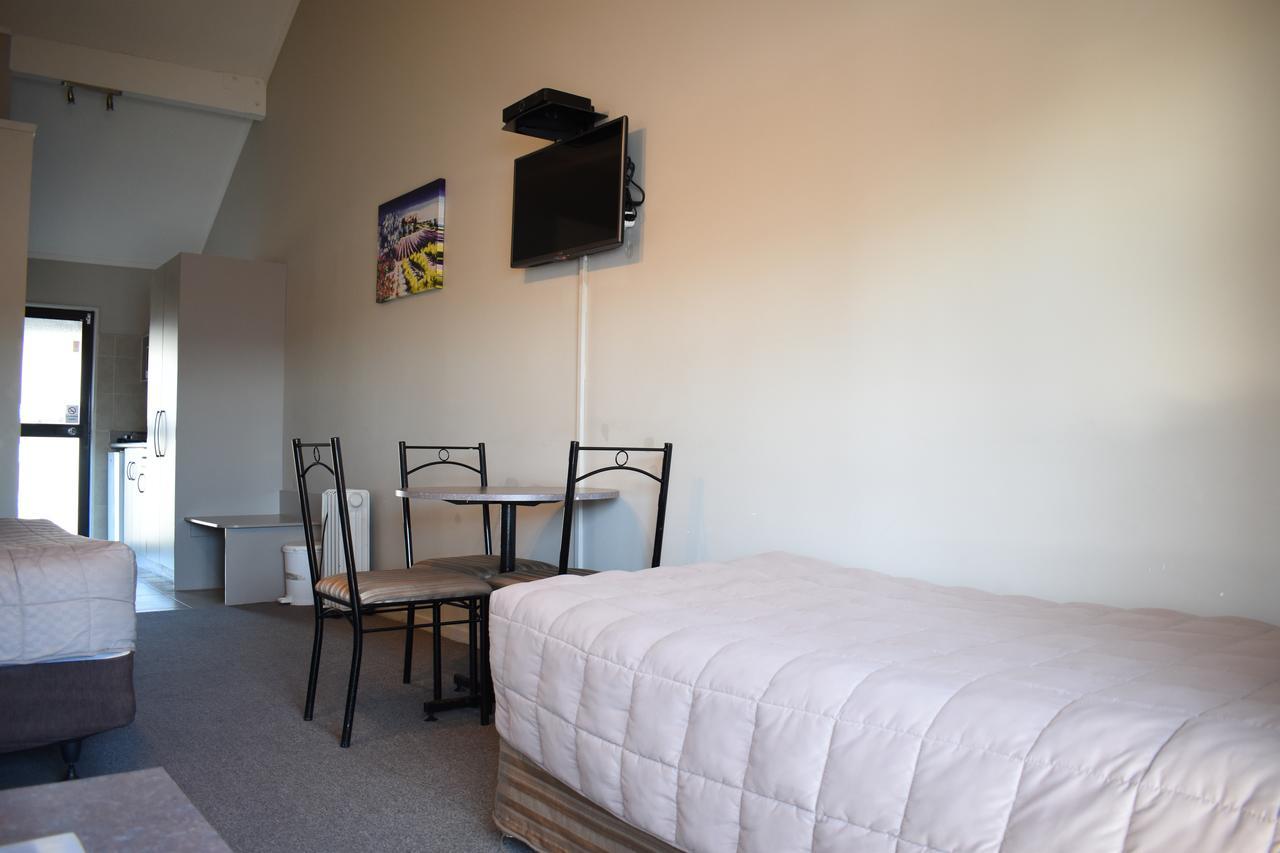 Motel Devonwood 4*